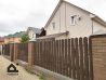 Забор из фигурного штакетника, коричневый