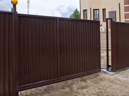 Ворота откатные Премиум 2,0х4,5м RAL 8017 (шоколад)